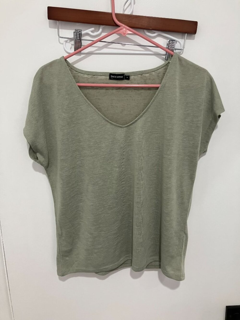 Inextenso Women's Short-Sleeve V-Neck Top, Sage Green, Size Medium